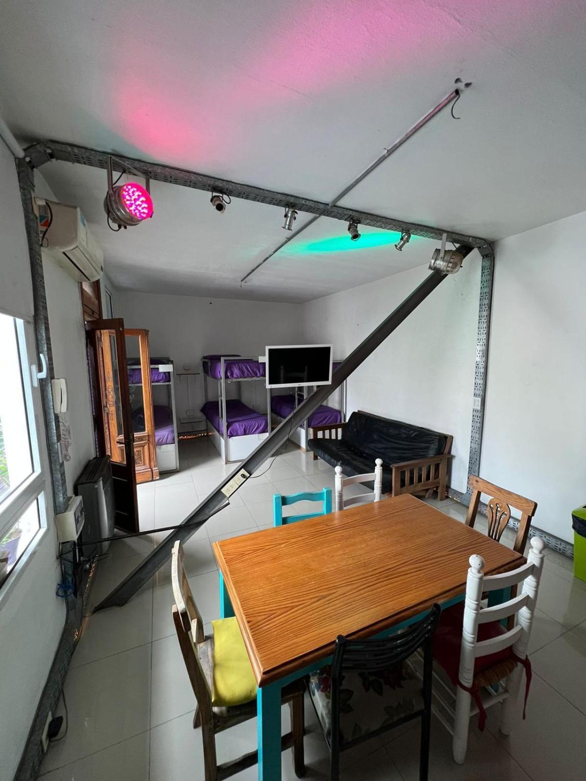 High Hostel Росарио Экстерьер фото